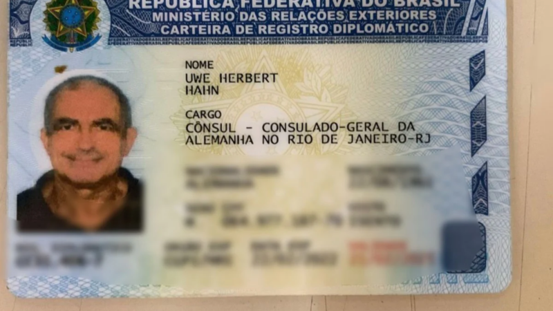 Cônsul alemão tem prisão preventiva decretada e deve ter nome incluído em lista da Interpol