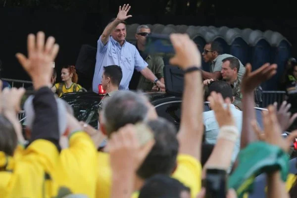 Apoiadores de Bolsonaro e Lula irão às ruas de SP no 1º de maio