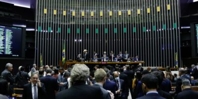 Câmara conclui aprovação da PEC dos Benefícios