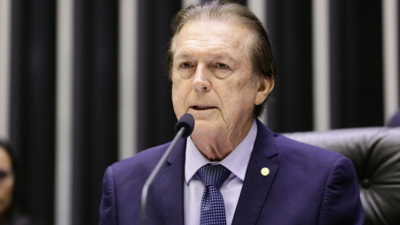 União Brasil aprova Luciano Bivar como pré-candidato à Presidência da República