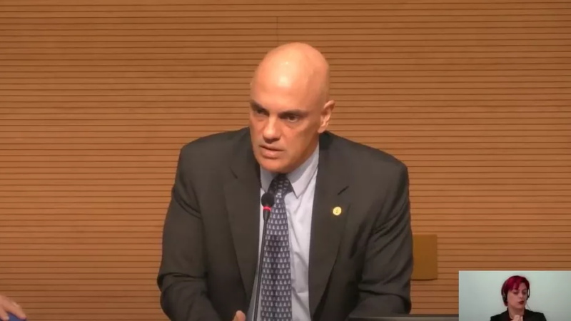 Moraes: Justiça Eleitoral vai agir contra ‘coação’ de ‘milícias digitais’ nas eleições