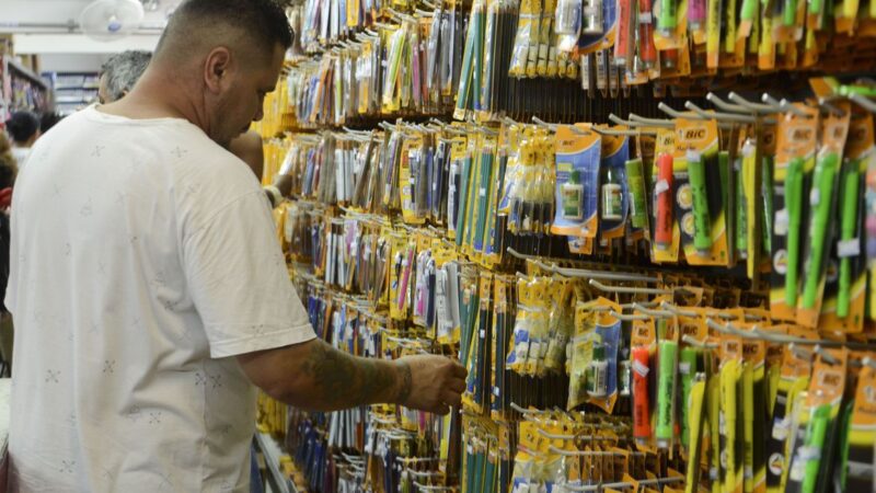 Confiança dos consumidores avança 5,4 pontos em setembro