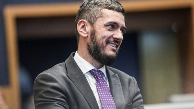 Alerj aprova regulamentação de lei para bombeiros civis atuarem em locais com aglomeração