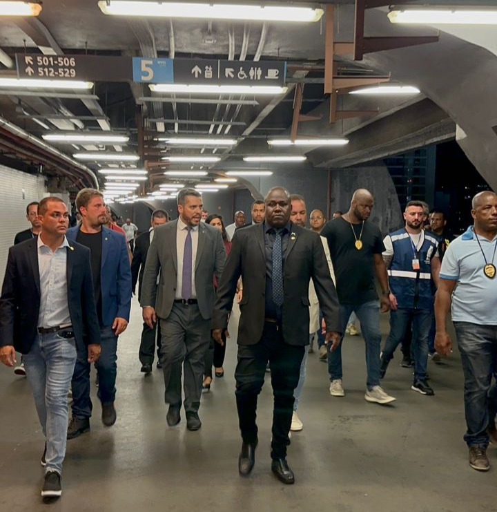 Comissão de Esporte da Alerj faz fiscalização no Maracanã