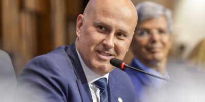 Alerj aprova a criação de rede pública de hospitais veterinários