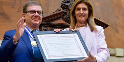 Célia Jordão entrega Medalha Tiradentes ao Embaixador da Itália no Brasil