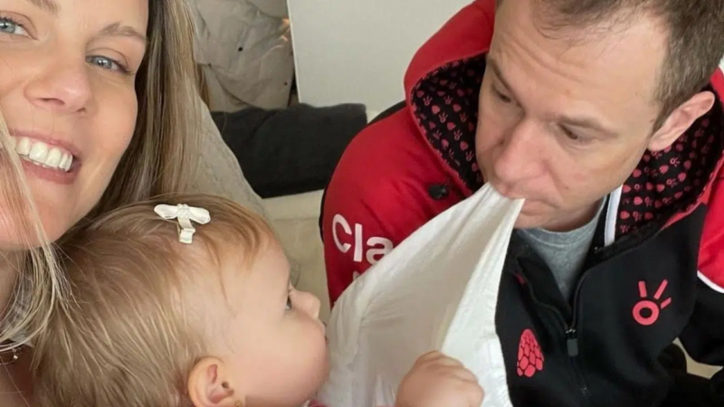 Deputada quer lei para prevenir câncer de filha de Tiago Leifert