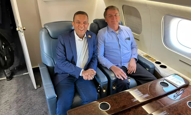 Bolsonaro indica Otoni de Paula como vice-líder