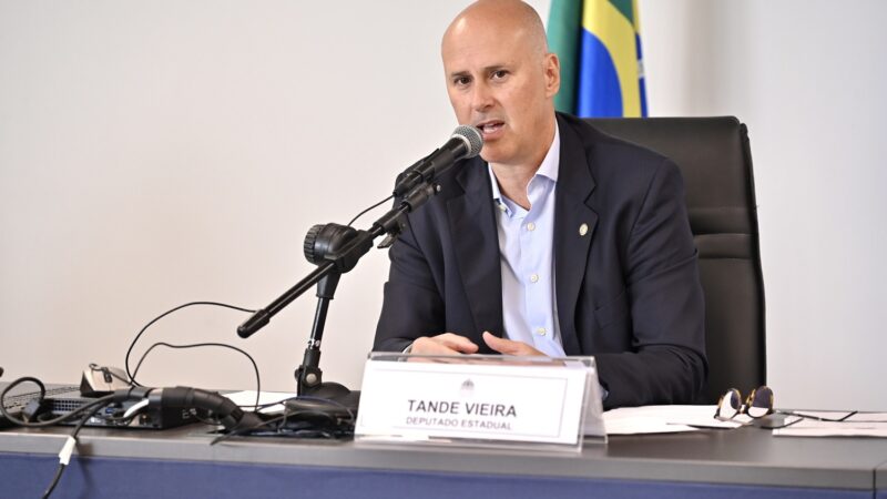Deputado Tande Vieira pede audiência pública para analisar insegurança em show em Copacabana
