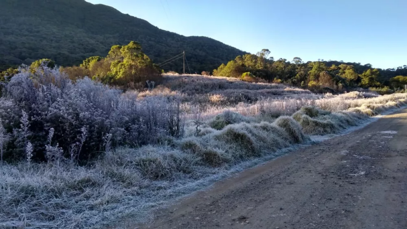 Itatiaia registra frio recorde do ano no país: -7,6°C