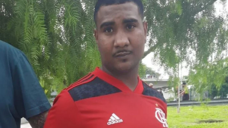 Ladrão de cargas é preso enquanto assistia jogo