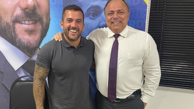 “Quando e por que o Legislativo permitiu ações sobre deputados e senadores”, argumentou Pazuello