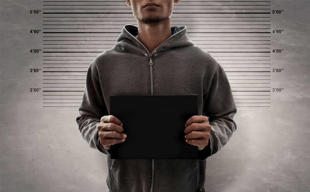 Alerj proíbe prisão baseada só por reconhecimento fotográfico, mas competência gera dúvida