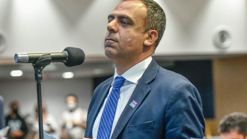 Deputado quer proibir fazendas de cannabis sem autorização da Anvisa