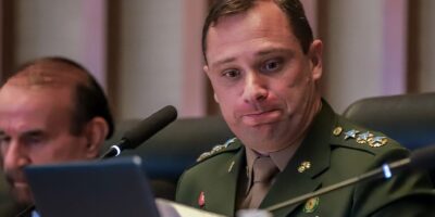 Mauro Cid já ofereceu 3 temas à PF: joias sauditas, cartão de vacina de Bolsonaro e minuta do golpe