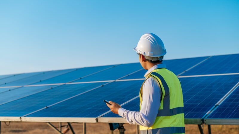 Sistemas fotovoltaicos para geração de energia elétrica poderão ser instalados em unidades da FAETEC