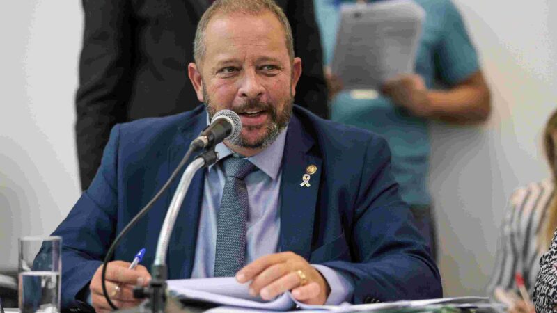 Governo estadual libera recursos para implantação de salas digitais em escolas de Itaboraí