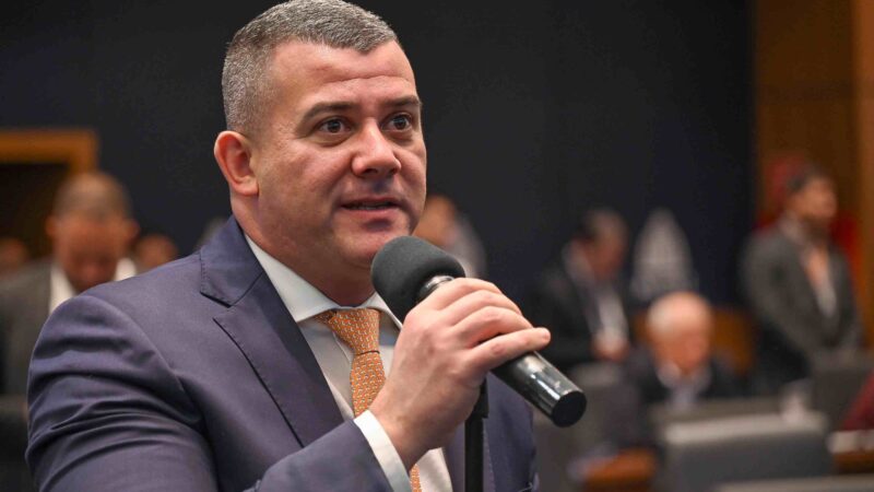 Alerj analisa cursos profissionalizantes a pais ou responsáveis por PCDs