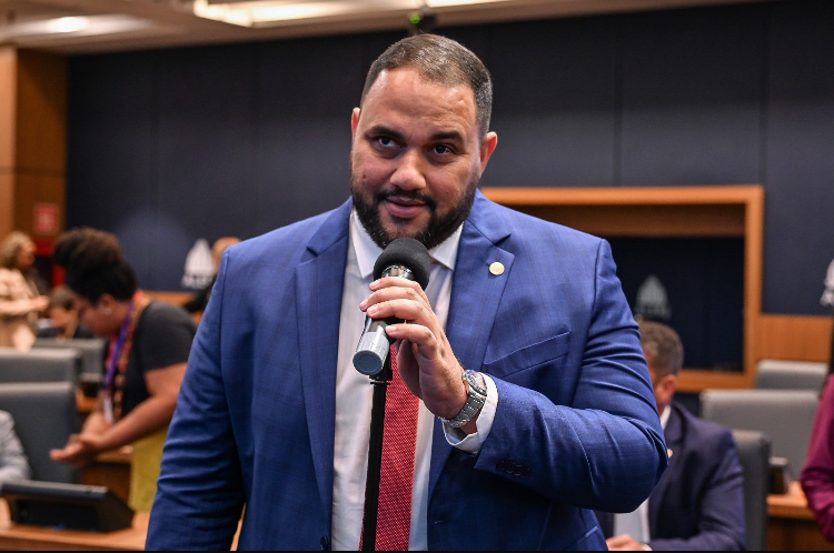 Estação das barcas de Niterói poderá se chamar Ator Paulo Gustavo