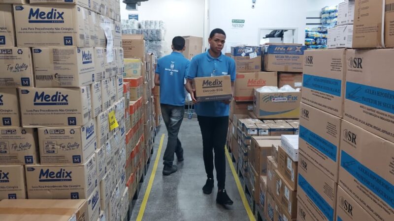 Hospitais de SG e Araruama e UPA Colubandê reforçam estoque de insumos para Natal e Réveillon