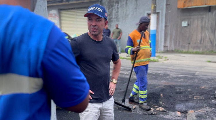 Mais ruas de Nilópolis recebem recapeamento asfáltico