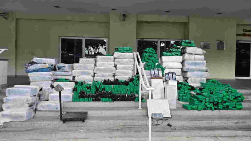 Polícia Civil prende 9 bandidos e apreende 5 toneladas de maconha na Região Central do Rio