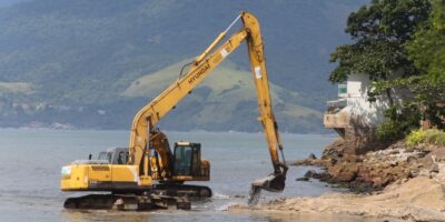 Governador Cláudio Castro anuncia obras de reestruturação e construção de espaços públicos na Costa Verde
