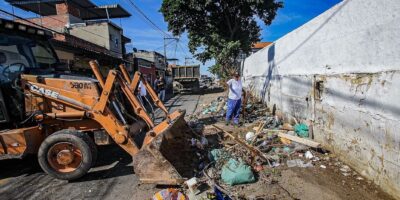 Ano novo, lixo velho: São João de Meriti encara 15 mil toneladas de resíduos nas ruas