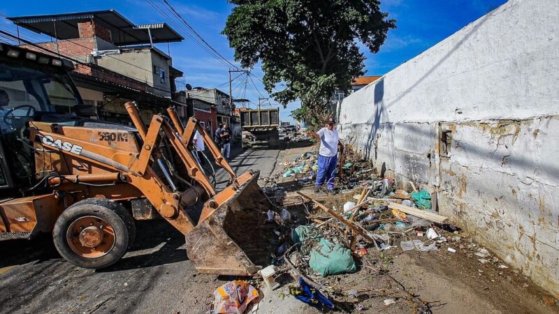 Ano novo, lixo velho: São João de Meriti encara 15 mil toneladas de resíduos nas ruas