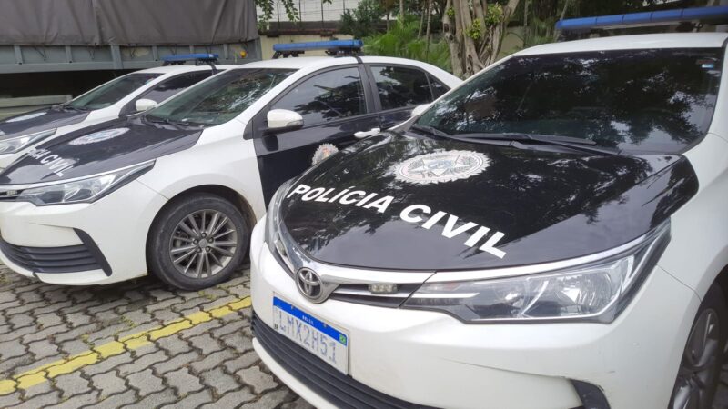Polícia Civil desmonta esquema criminoso que unia tráfico e roubo de carros no Rio