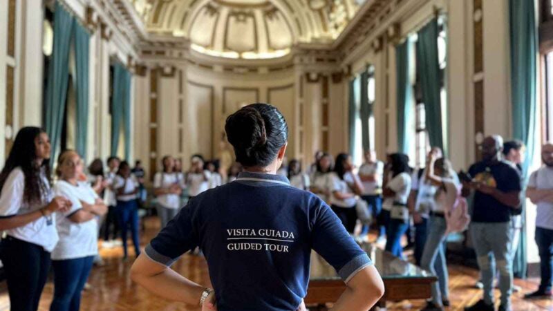 Palácio Tiradentes recebe 1,6 mil visitantes em janeiro, a maioria estrangeiros