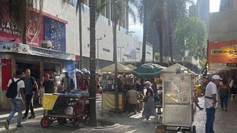 Desordem urbana dificulta acesso ao Metrô