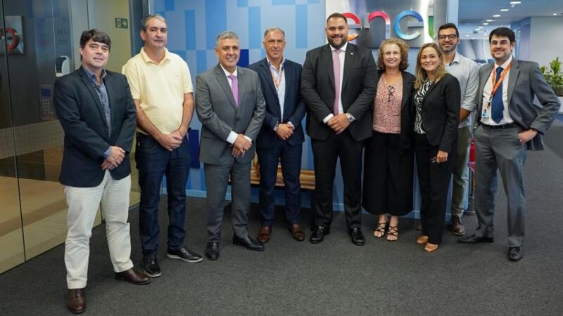 Deputado Thiago Rangel visita sede da Enel para apresentar demandas da população