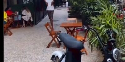 Sem fiscalização da prefeitura, calçadas da zona sul viram pistas de obstáculos