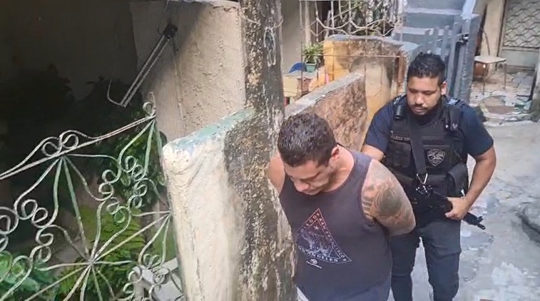 Estelionatário com mais de 25 notações é preso com filhos que sequestrou da ex-mulher