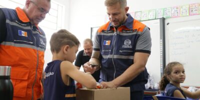 Prefeitura de Itaboraí entrega kits escolares, uniformes e avança na climatização das escolas municipais