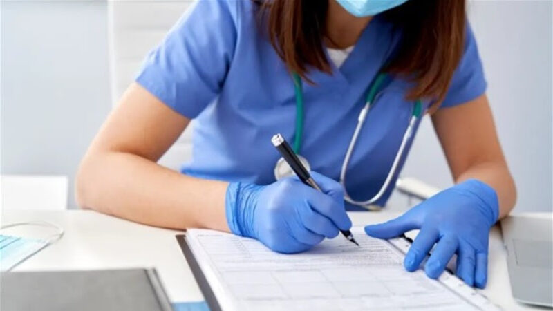 Governador sanciona lei que garante acesso de pacientes a prontuários médicos