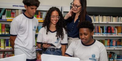 Alerj cria prêmio literário para estudantes