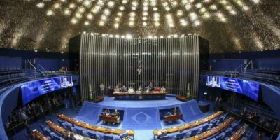 CCJ do Senado aprova fim da reeleição para presidente, prefeitos e governadores
