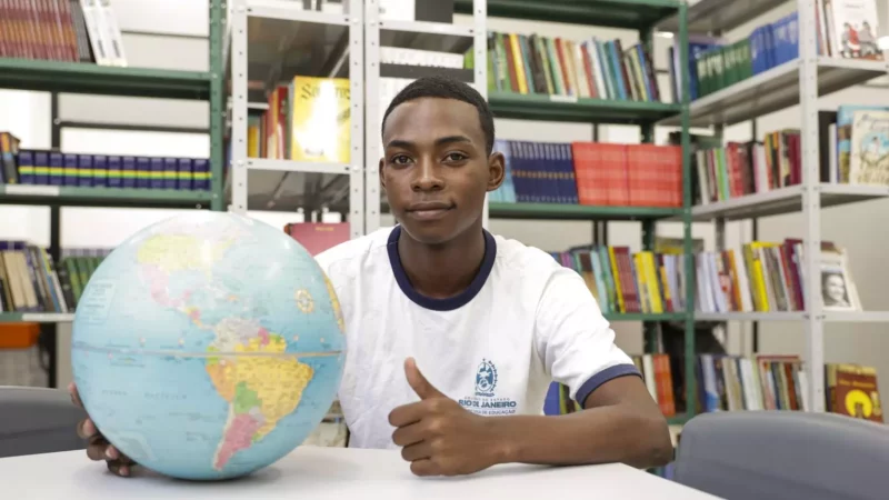 Quatro novas escolas e 7,6 mil vagas: Governo do RJ amplia rede com homenagem a ícones brasileiros