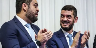 Castro abre caminho e Bacellar assume holofotes do governo em 2025