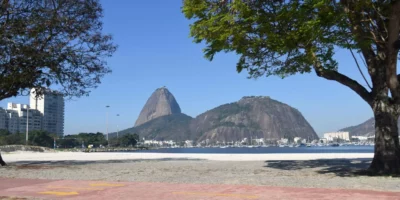 Praias de Botafogo, Flamengo e Glória têm melhor água em décadas