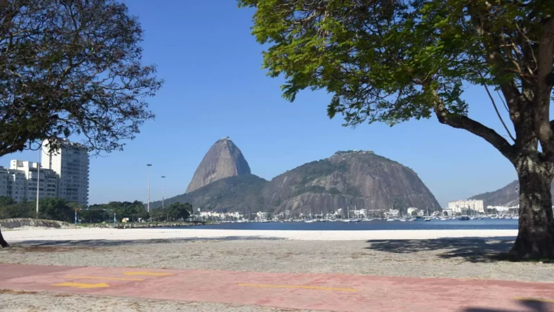 Praias de Botafogo, Flamengo e Glória têm melhor água em décadas
