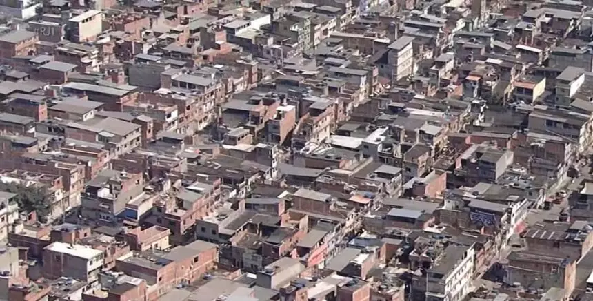 Civil fecha cerco à ‘lavanderia’ da facção na Maré; escolas e postos de saúde param