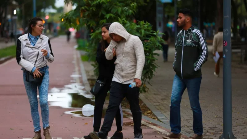 Frente fria chega ao Rio e sexta deve ter a tarde mais fria do ano