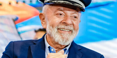 Lula se prepara para a 50ª viagem internacional — e os cofres também