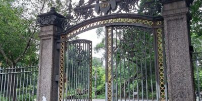 Praça da República vive dias de abandono no coração do Rio