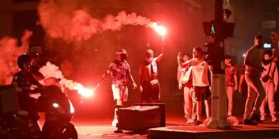 Selvageria em Paris: torcida do PSG deixa 2 mortos, 559 presos e 692 incêndios