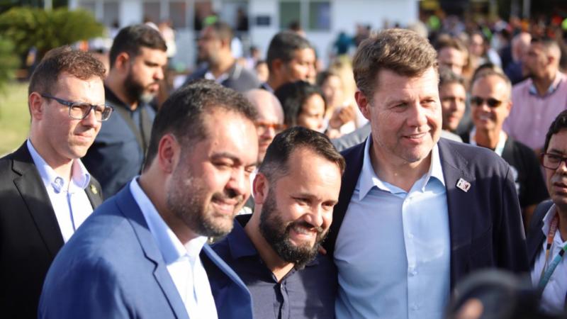 Governo do Rio anuncia parceria com Flamengo, Fluminense e Botafogo