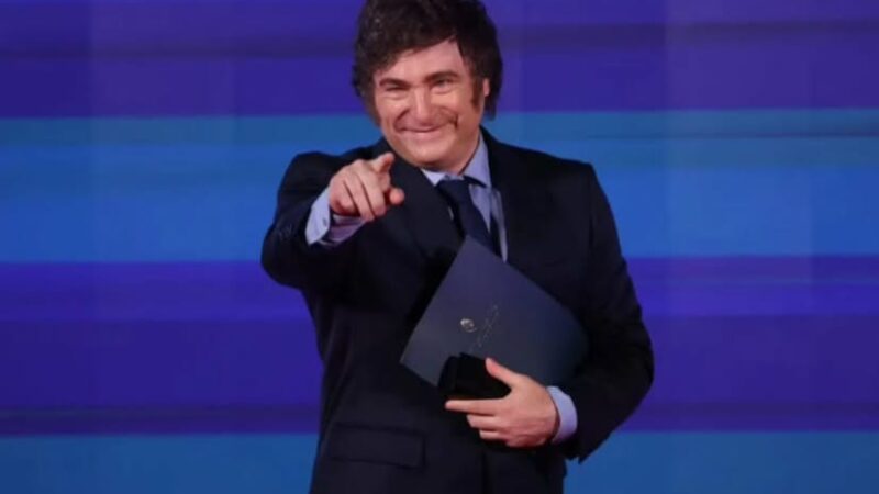 Alarmistas que erram previsões sobre Milei se calam diante do sucesso